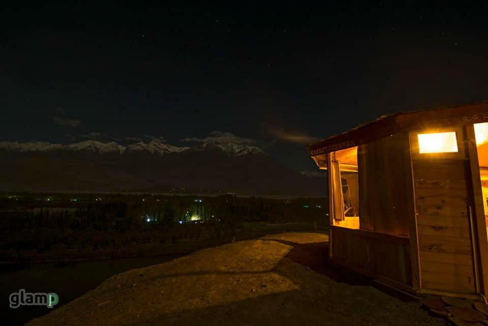 Отель Glamp Pakistan Katpana Скарду Экстерьер фото