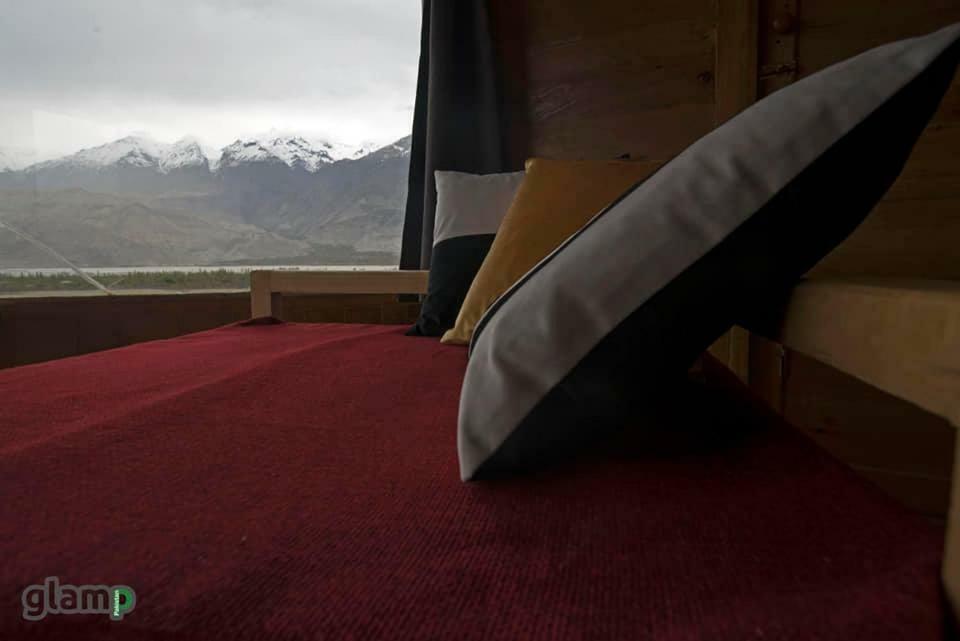 Отель Glamp Pakistan Katpana Скарду Экстерьер фото